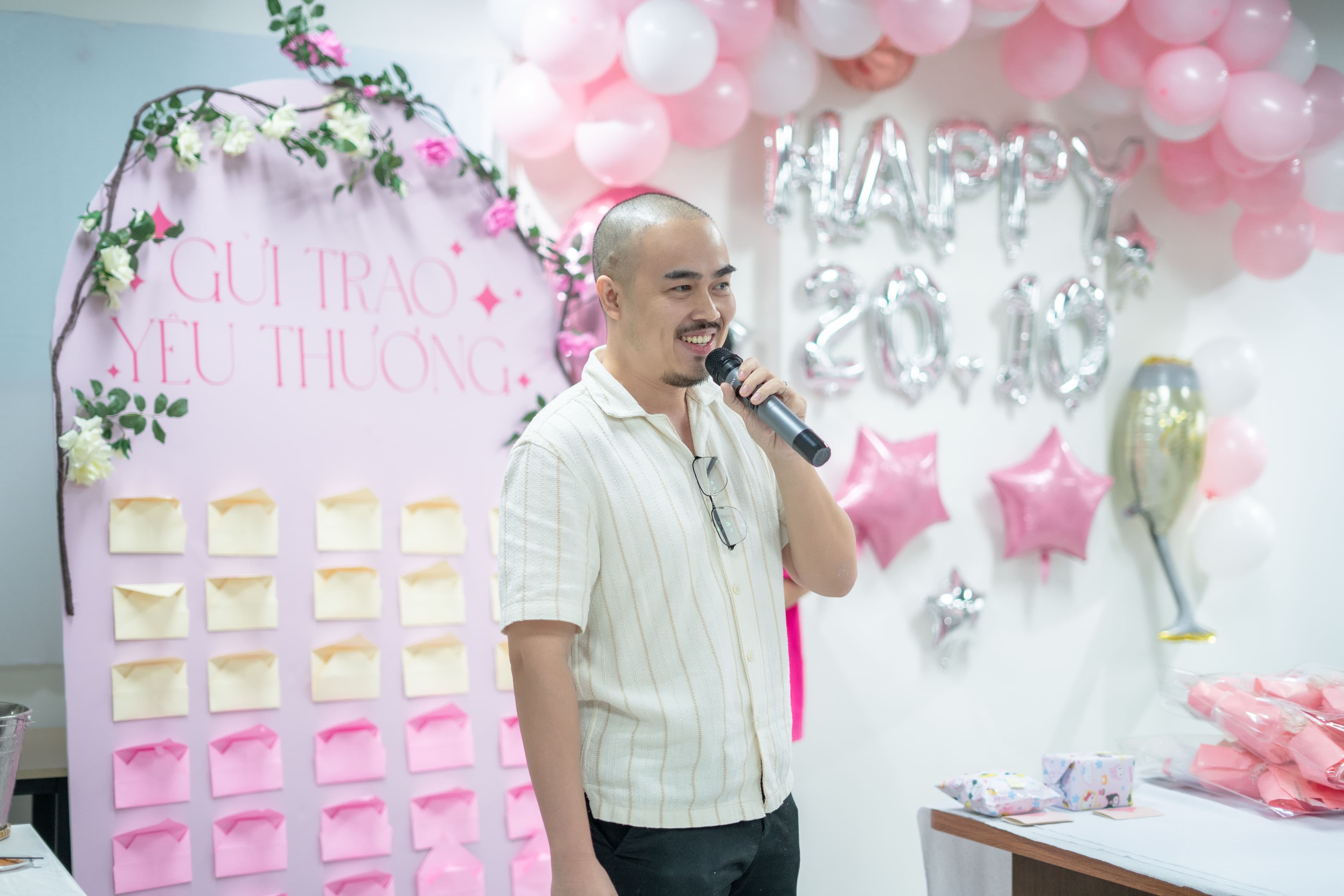 [RECAP] 20/10 - Vừa qua GU ngập tràn tiếng cười và những bất ngờ ngọt ngào. 
